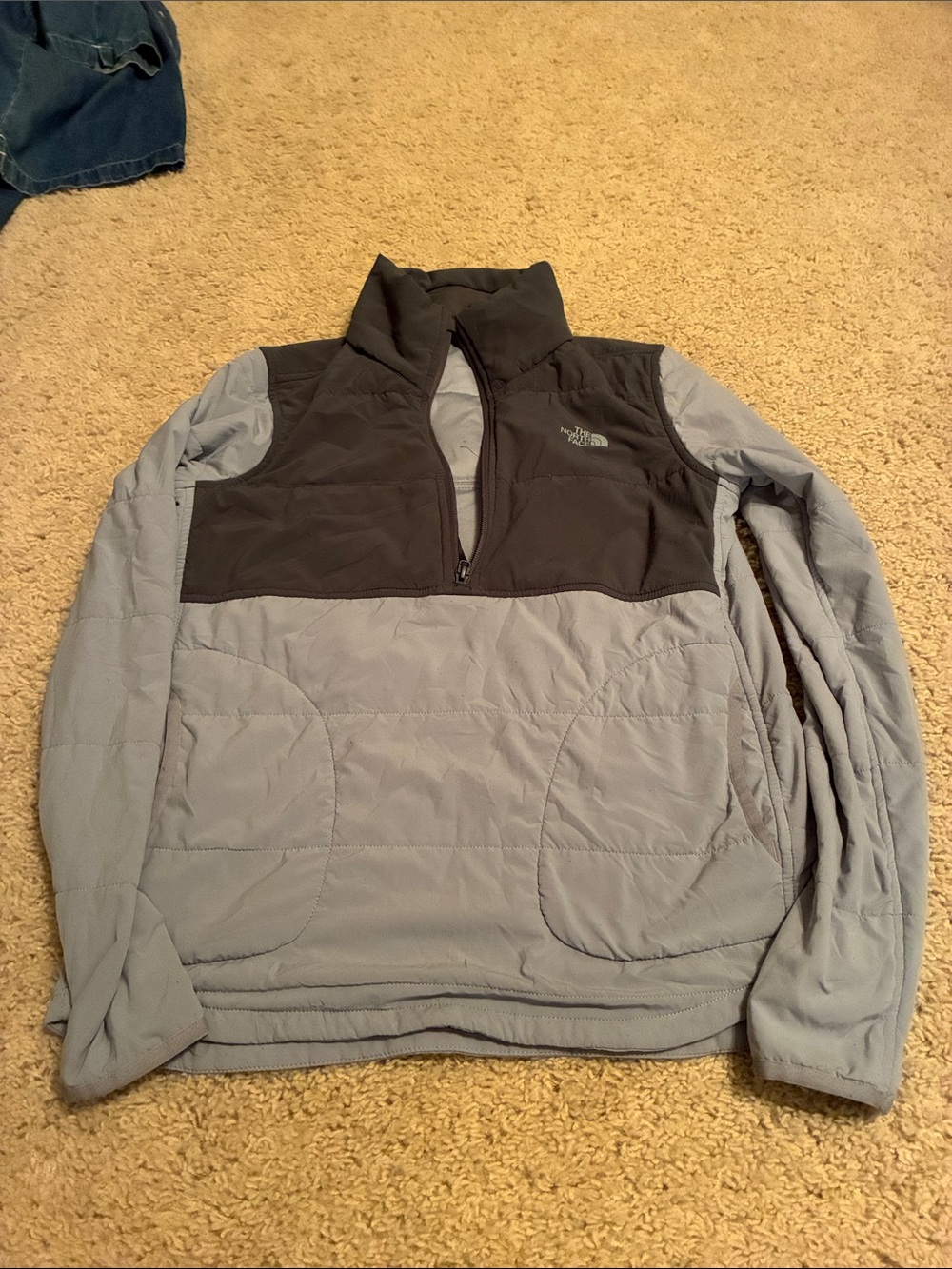 The North Face Two-Tone Gray/Charcoal Pullover Jacket (size XS)